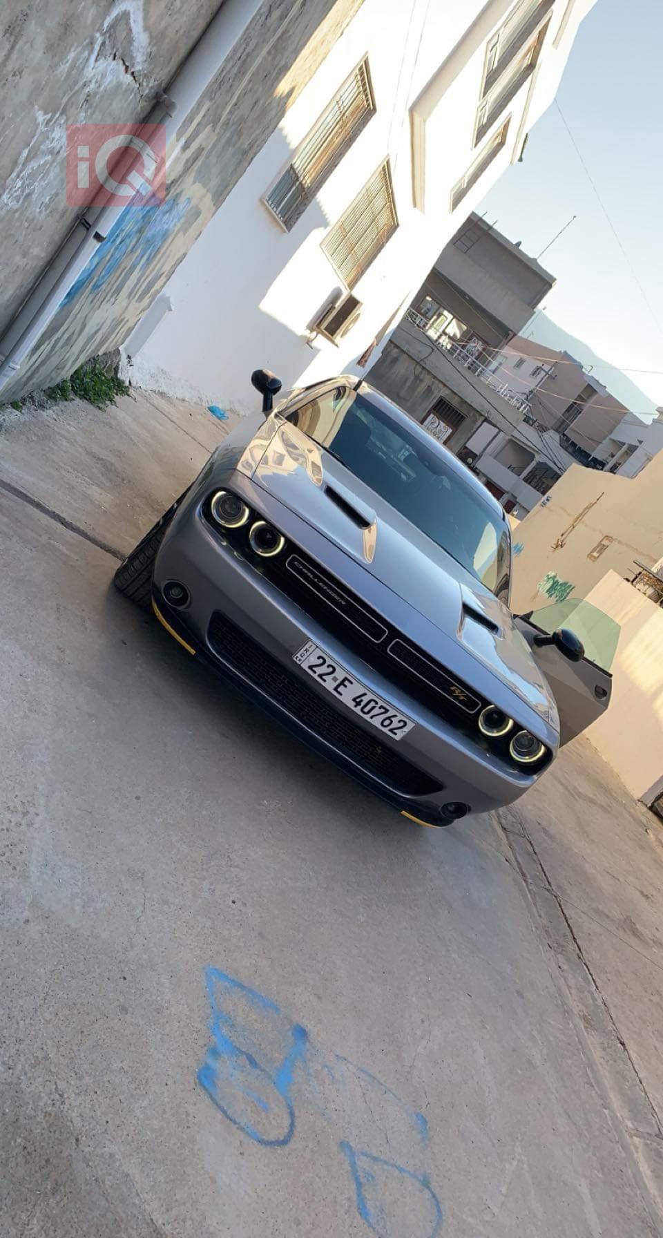 Dodge Challenger